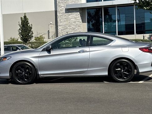Certified 2017 Honda Accord LX-S image 7