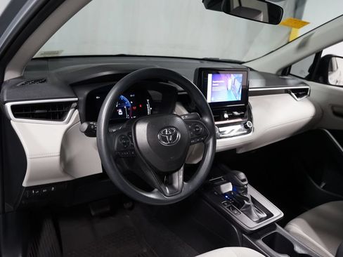 Certified 2026 Toyota Corolla Cross L FWD image 11