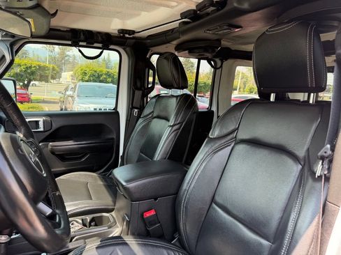 Used 2020 Jeep Wrangler Unlimited Sport S AWD/4WD image 14