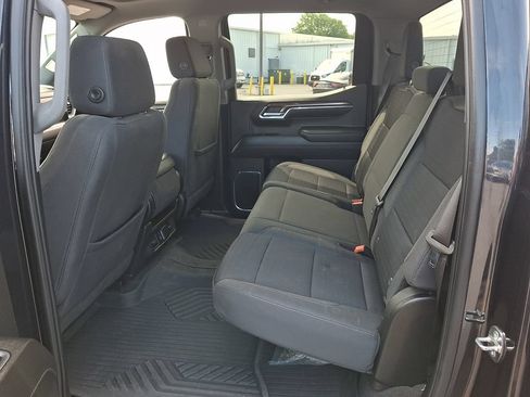 Used 2024 Chevrolet Silverado 1500 RST w/ Z71 Off-Road Package AWD/4WD image 10