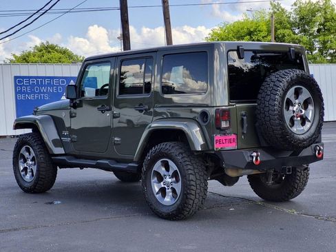 Used 2016 Jeep Wrangler Unlimited Sahara w/ Connectivity Group image 4