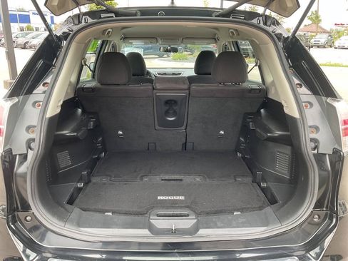 Used 2015 Nissan Rogue S AWD/4WD image 29