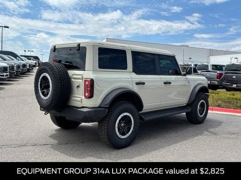 New 2026 Ford Bronco Outer Banks w/ Sasquatch Package AWD/4WD image 6