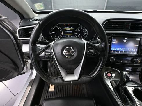 Used 2017 Nissan Maxima 3.5 SV w/ Dynamic Package FWD image 24
