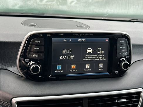 Used 2020 Hyundai Tucson Limited image 18