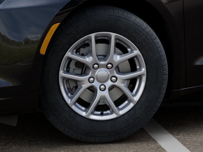 New 2027 Chrysler Pacifica Select FWD image 8