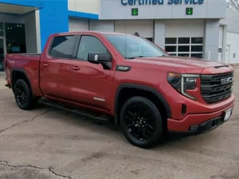 Certified 2022 GMC Sierra 1500 Elevation w/ Elevation Premium Package image 2