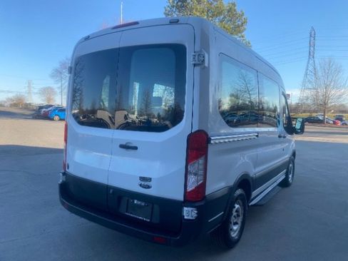 Used 2015 Ford Transit 150 XL image 6