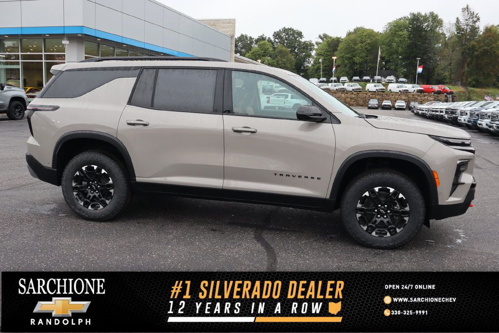 New 2027 Chevrolet Traverse Z71 w/ Enhanced Driving Package AWD/4WD image 1