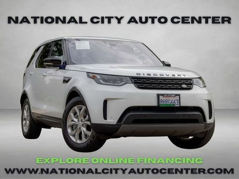 Used 2019 Land Rover Discovery SE image 1