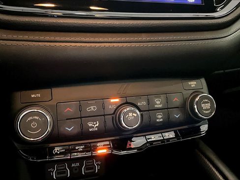 Used 2021 Dodge Durango GT w/ Blacktop Package image 33