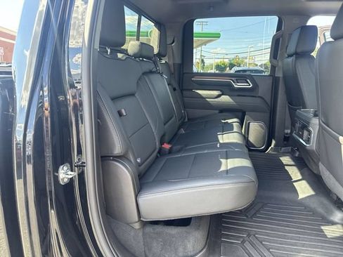 Used 2025 GMC Sierra 2500 Denali w/ Denali Reserve Package AWD/4WD image 28