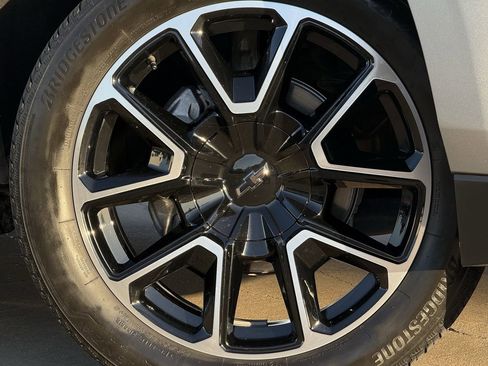 Certified 2023 Chevrolet Tahoe RST w/ Luxury Package image 9