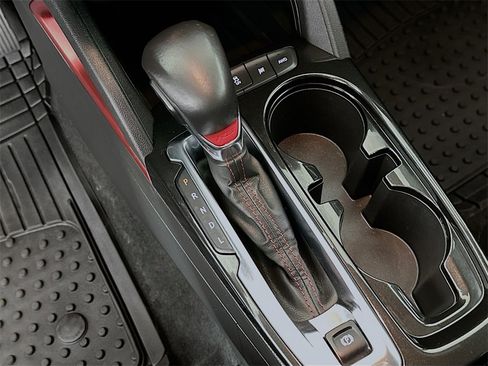 Used 2022 Chevrolet TrailBlazer RS image 17