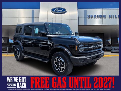 New 2026 Ford Bronco Outer Banks AWD/4WD image 1