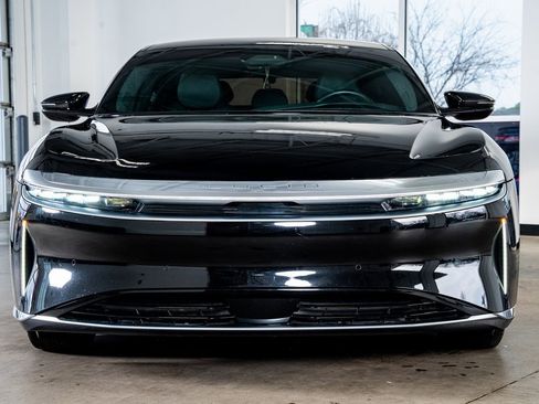 Used 2023 Lucid Air Pure image 3