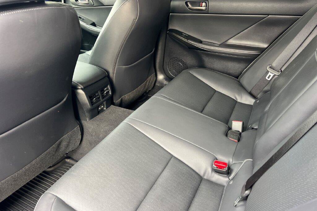 Used 2026 Lexus IS 350 F Sport RWD image 12