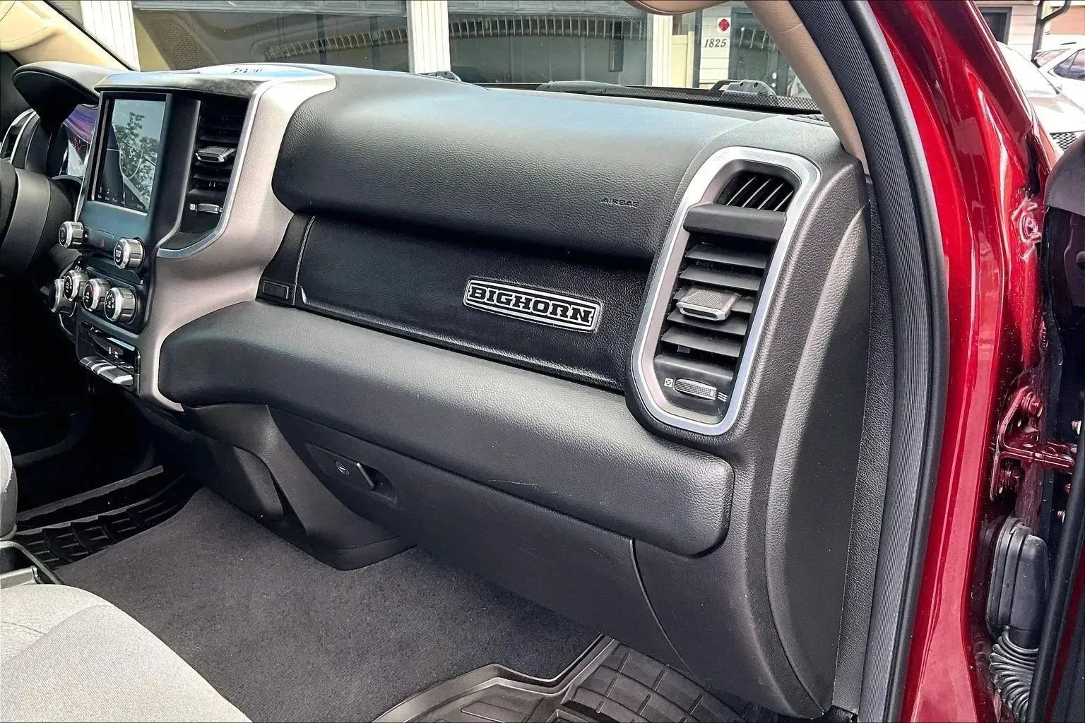 Used 2019 RAM 1500 Big Horn AWD/4WD image 16