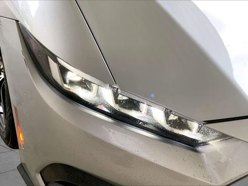Used 2024 Ford Mustang Premium RWD image 23