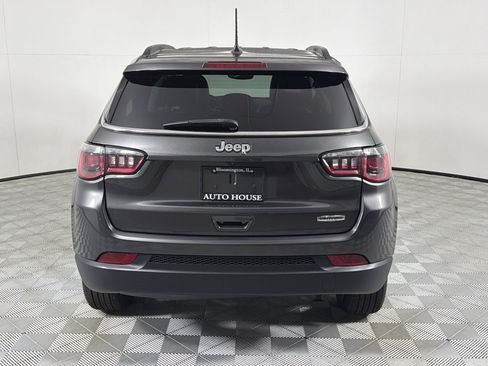 Used 2020 Jeep Compass Latitude w/ Popular Equipment Group FWD image 6