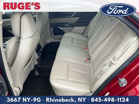 Used 2018 Lincoln Continental Reserve image 15