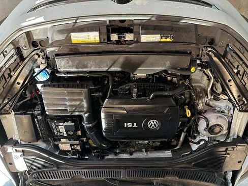 Used 2025 Volkswagen Jetta GLI Autobahn FWD image 24