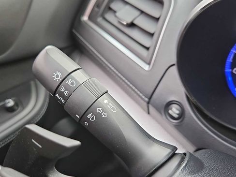 Used 2018 Subaru Outback 2.5i Premium image 27