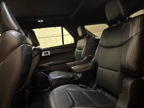 Used 2020 Ford Explorer ST w/ Premium Technology Package AWD/4WD image 34