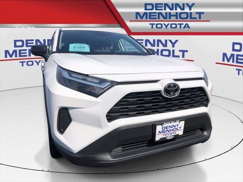 Certified 2025 Toyota RAV4 LE AWD/4WD image 1
