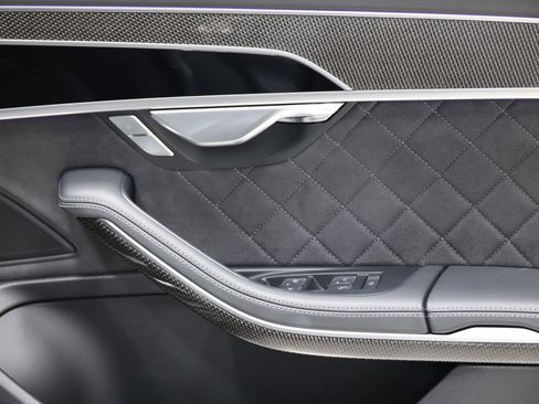Used 2023 Audi S8 w/ S8 Comfort Plus Package AWD/4WD image 66