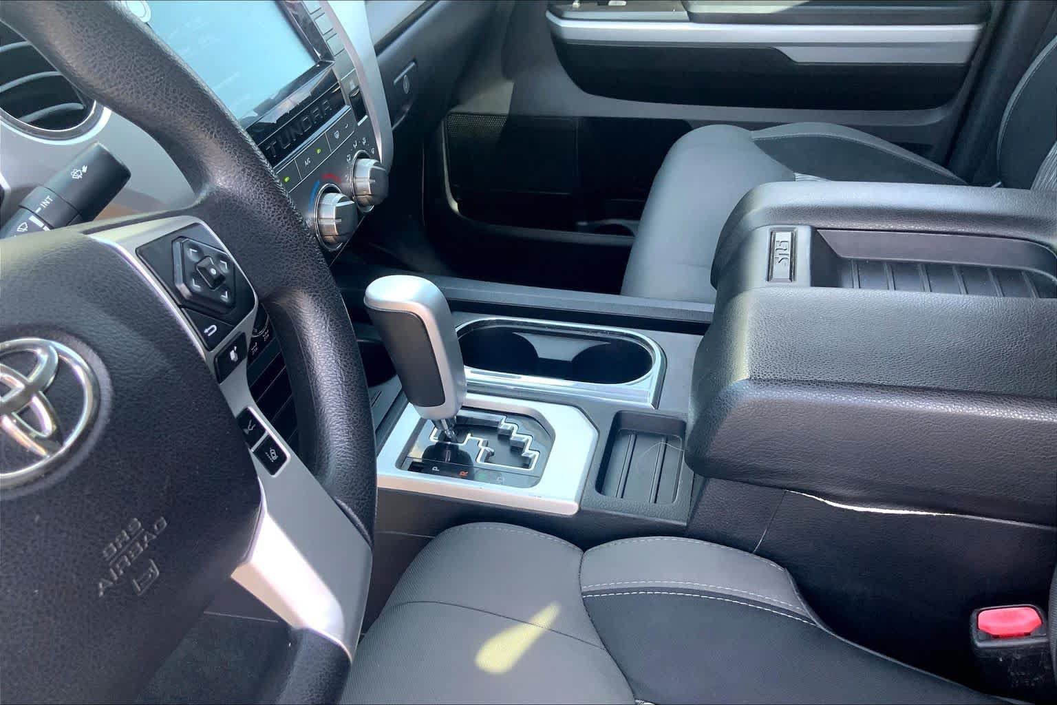 Used 2021 Toyota Tundra SR5 w/ SR5 Upgrade Package AWD/4WD image 16