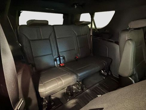 Certified 2022 Chevrolet Suburban RST w/ Luxury Package image 26