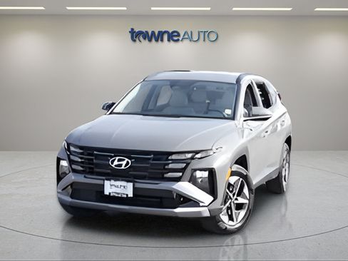 Used 2025 Hyundai Tucson SEL AWD/4WD image 10