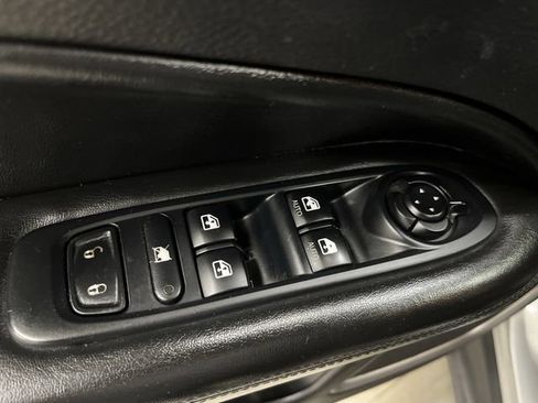 Used 2021 Jeep Compass Latitude image 24