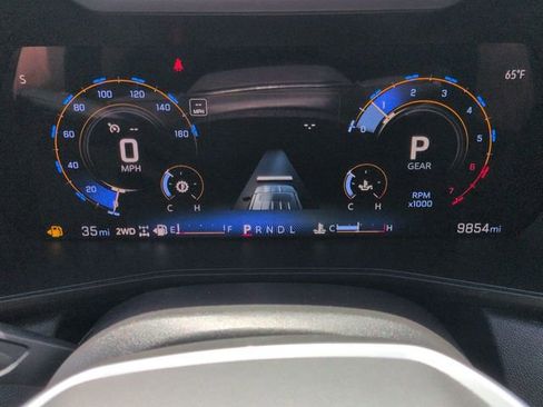 Used 2025 Chevrolet Colorado Trail Boss AWD/4WD image 13