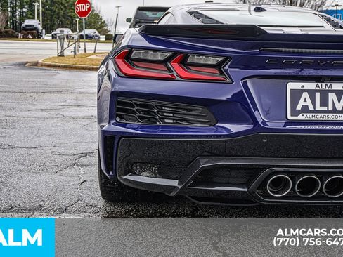 Used 2025 Chevrolet Corvette Z06 image 16