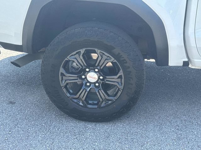 Used 2024 GMC Canyon Elevation w/ Convenience Package RWD image 11