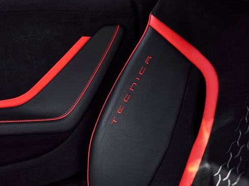 Used 2023 Lamborghini Huracan Tecnica RWD image 50