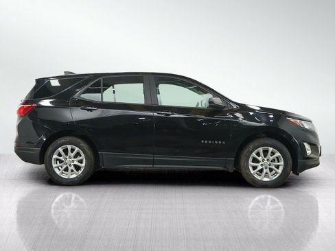 Used 2021 Chevrolet Equinox LS w/ LS Convenience Package AWD/4WD image 6