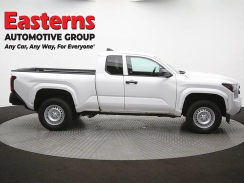 Used 2024 Toyota Tacoma SR RWD image 40