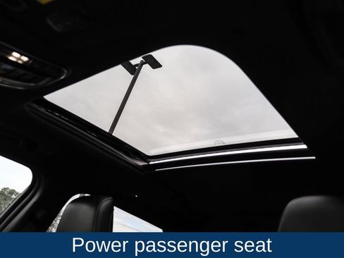 Used 2024 Jeep Grand Cherokee L Limited w/ Luxury Tech Group II image 34