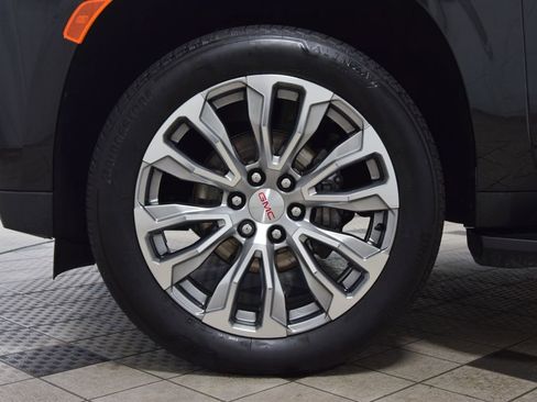 Used 2024 GMC Yukon XL Denali w/ Max Trailering Package image 30