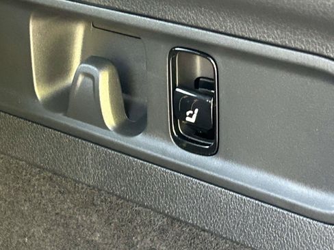 New 2027 Mercedes-Benz GLC 300 4MATIC image 11