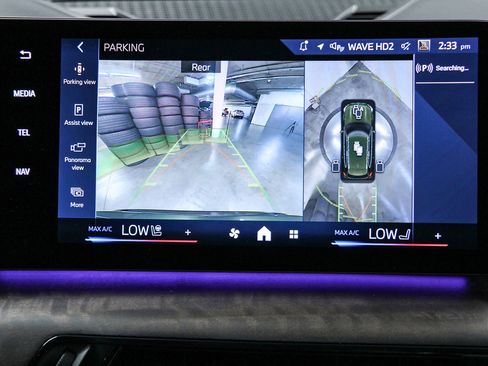 Used 2025 BMW X1 xDrive28i w/ Technology Package image 23