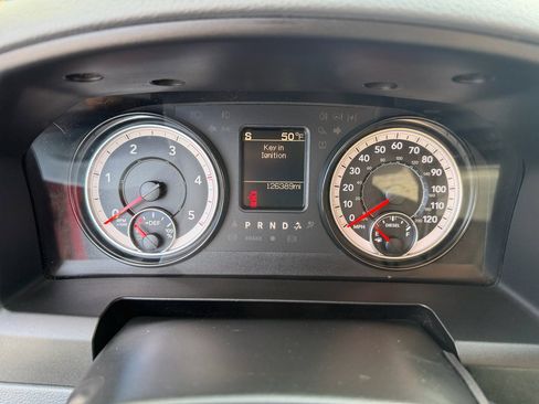 Used 2018 RAM 2500 Tradesman w/ Chrome Appearance Group image 26