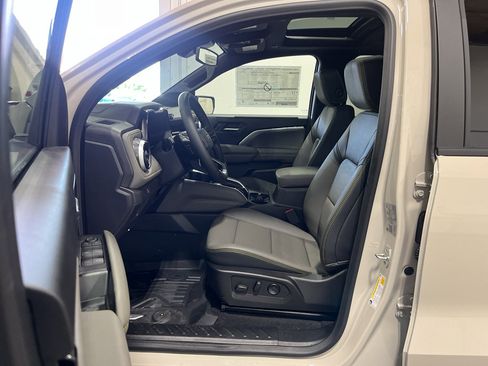 Used 2017 Honda Ridgeline Sport image 39