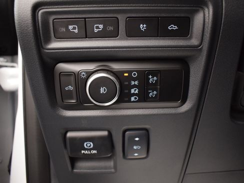 Used 2024 Ford F150 Raptor AWD/4WD image 26