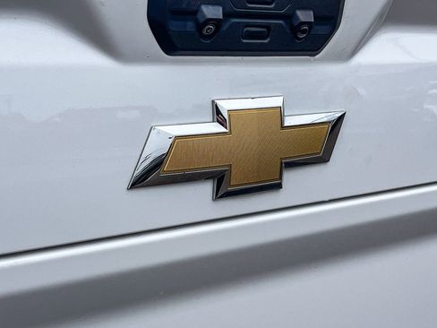 Used 2023 Chevrolet Silverado 2500 LTZ w/ LTZ Plus Package image 10