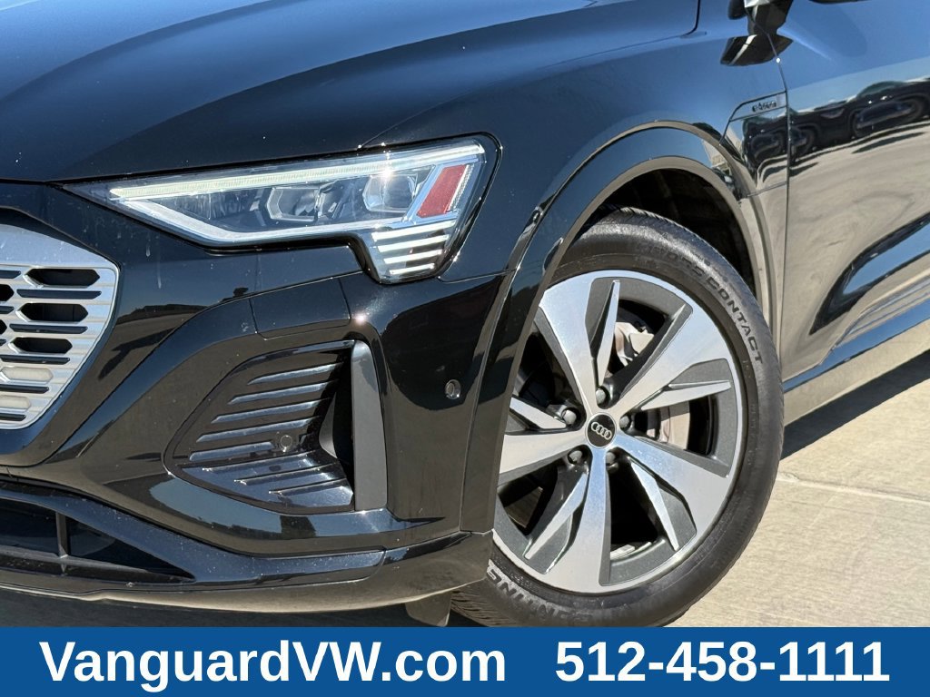 Used 2024 Audi Q8 e-tron Premium Plus w/ Premium Plus Package AWD/4WD image 5