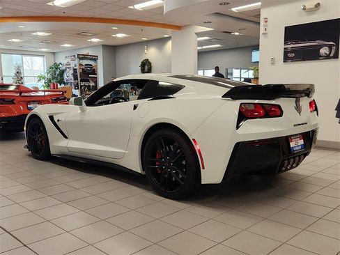 Used 2016 Chevrolet Corvette Stingray Coupe w/ 2LT Preferred Equipment Group image 2